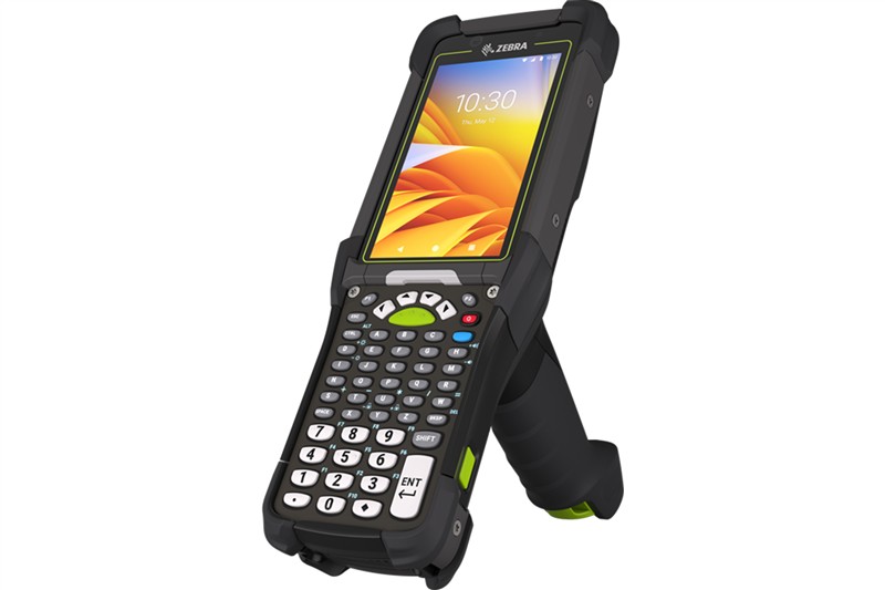 Ujęcie z lewej — korpus gun-grip