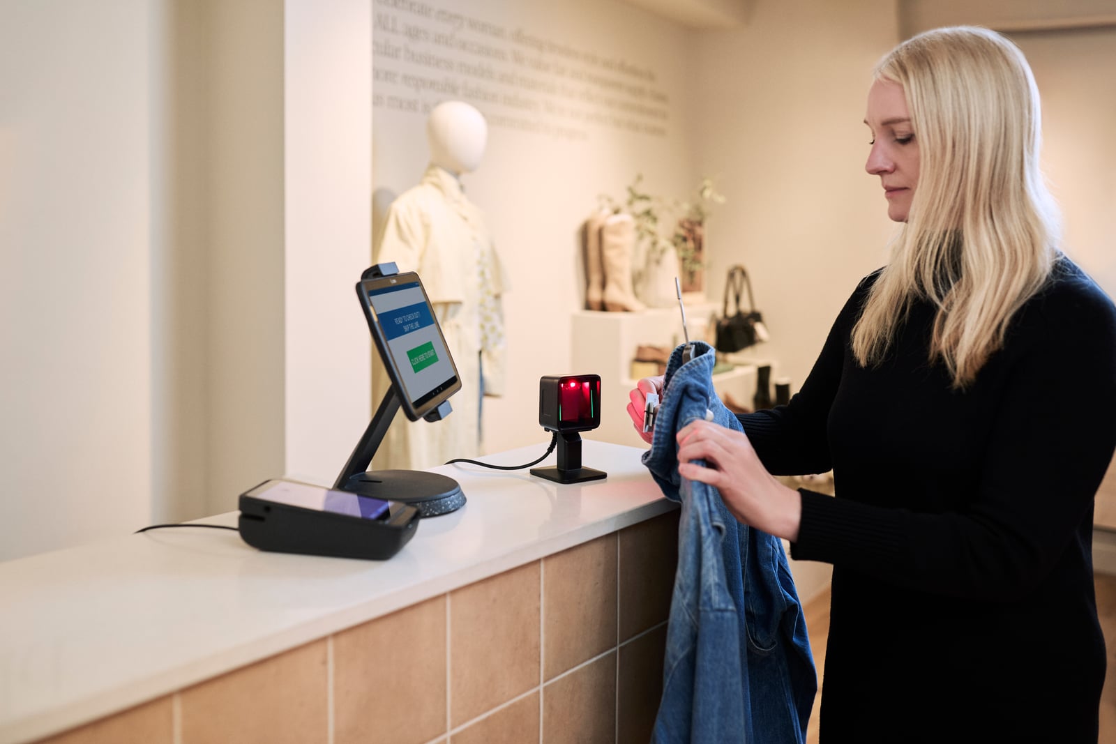 Samoobsługa — stanowisko self-checkout